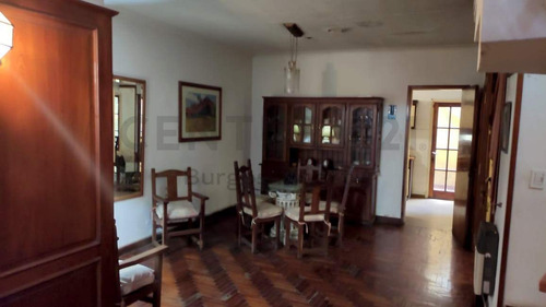 11 E/ 41 Y 42. Casa De 4 Dormitorios En Venta La Plata