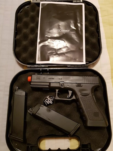 Pistola Glock 17 Full Metal Black Gbb + 2 Magazine + Maleta