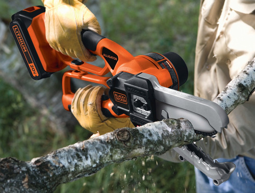 Imagen 3 de 7 de Tijera Corta Ramas Inalámbrica 20v Max Black+decker Llp120