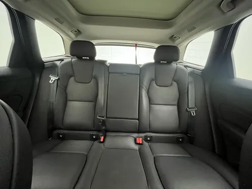 Volvo XC60 PLUS T8 4X4 PHEV