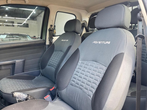 Fiat Strada 1.8 MPI ADVENTURE CD 16V FLEX 2P MANUAL