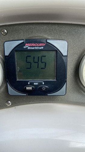 Focker 255 Cabinada Com Motor 4 Tempos Eletronico