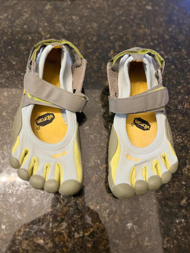 Tenís Vibram Five Finger #2.5 Mex