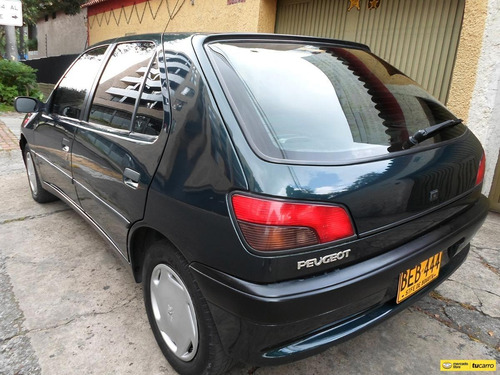 Imagen 24 de 25 de Peugeot 306 Xr Hatchback Sunroof
