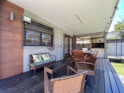 Imagen 14 de 25 de Linda Casa Con Piscina, A Solo 200mtrs. Del Mar! - Manantiales Balneario Buenos Aires