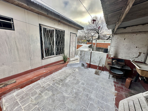 Casa En Venta En Parque Avellaneda