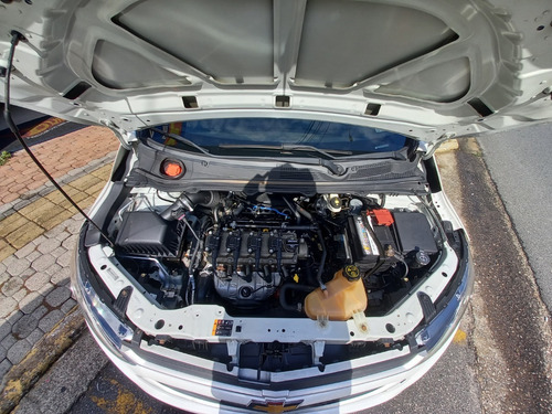 Imagem 6 de 6 de Chevrolet Onix Lt 1.0