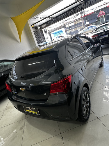 Chevrolet Onix 1.4 MPFI LT 8V FLEX 4P AUTOMÁTICO
