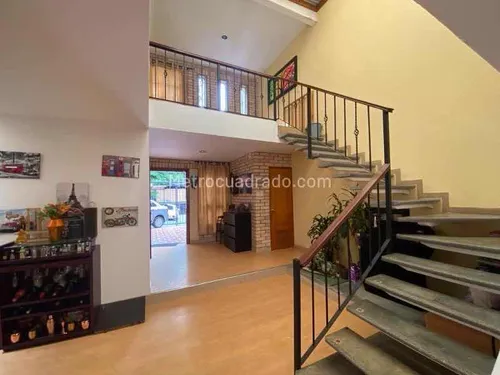 Casa Unifamiliar Norte De Cali. Excelente Ubicación