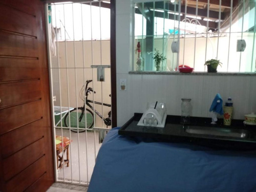 Não Perca!!! Aqui Você Pode Morar Ou Passar Suas Férias - Sobrado Com 2 Suítes Lindoooo A Menos De 400m Da Praia Em Itanhaém - Ca00008 - 34050010