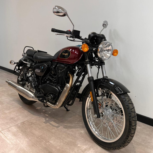 Imagen 10 de 23 de Benelli Imperiale 400