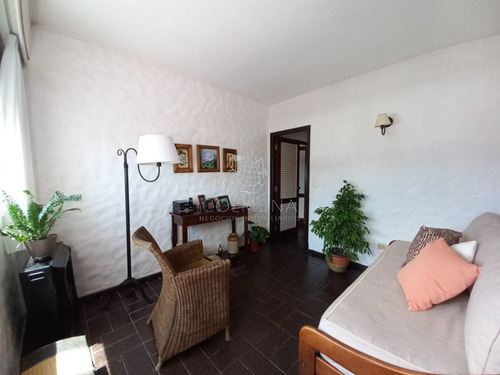 Imagen 13 de 13 de Oportunidad En Venta En Primera Linea Al Mar. Reciclado. Un Dormitorio Y Medio. - Punta Del Este Brava