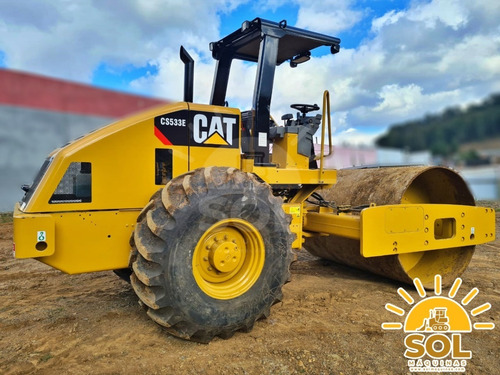 Imagem 8 de 14 de Rolo Compactador Caterpillar Cs533e