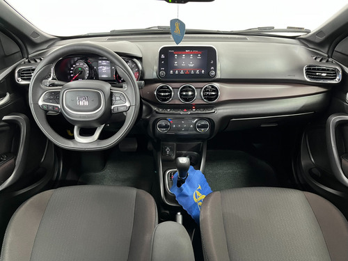 Fiat Cronos 1.3 Precision Flex Aut. 4p