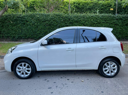 Nissan March Sense Pure Drive F2 2017 Impecable