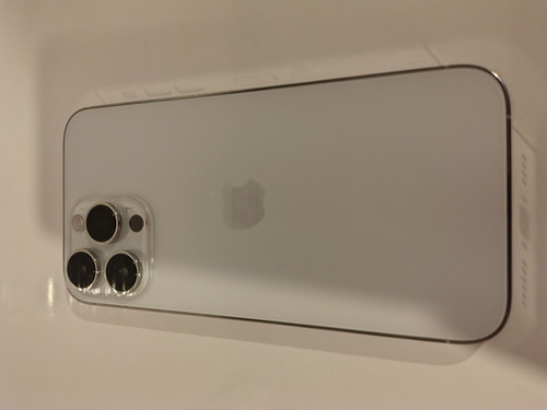 Apple iPhone 14 Pro Max (256 Gb) - Color Plata (Usado)