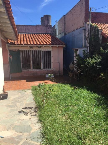 Imagen 2 de 9 de Casa En Venta En Lanus Oeste