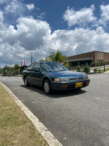 Honda Accord 2.2 Ex 4 p