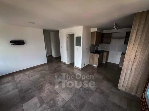 Apartamento En Renta En Zona 2 Edificio Baldone