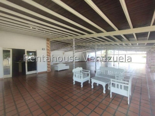 Milagros Inmuebles Edificio Venta Cabudare Lara Los Pinos Economica Residencial Economico Comercial Código Inmobiliaria Rent-a-house 25-6635