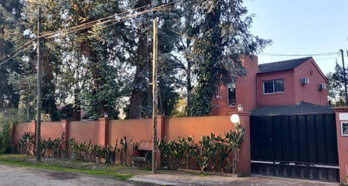 Imagen 10 de 11 de Isla De Los Estados - Casa 4 Amb. Parque Y Piscina