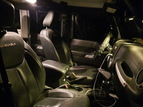 Imagen 9 de 11 de Jeep Wrangler 2018 3.7 Sahara 3.6 4x4 At