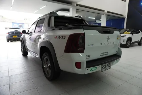 Renault Duster Oroch 2.0 Intens 4X4