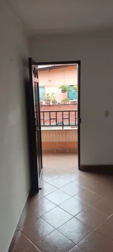 Casa Itagui Grande Terraza Con Techo Excelente Sector