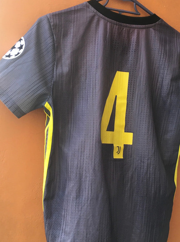 Playera De Juventus Jersey 2018/2019 Original Adidas Talla:s (Usado)