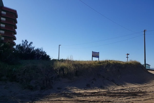 Imagen 4 de 12 de Excelente Lote De 806 Mts Multifamilar- Hotelero - Lote Elevado- Ideal Emprendimiento Comercial-
