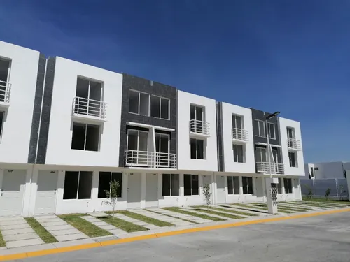 Casa De 4 Recamaras En Ojo De Agua Con Alberca, Gimnasio Y Dog Park En Amenidades