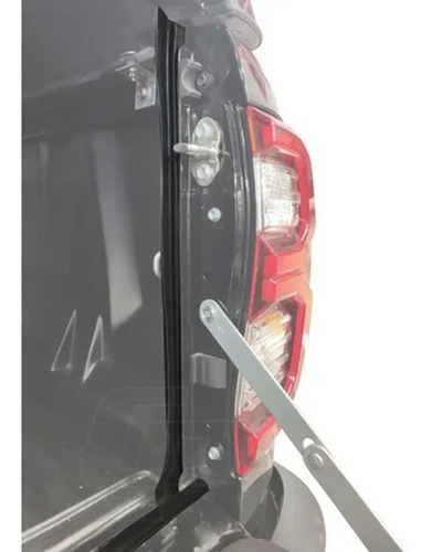 Imagen 5 de 10 de Burlete Porton Ram 1500 Ranger Limited Xl Xls Bracco Orig.