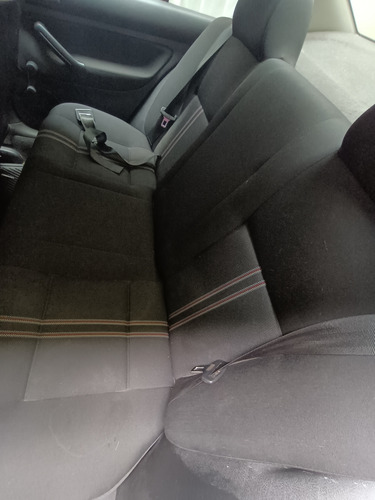 Volkswagen Jetta Clásico 2.0 Cl Team Mt