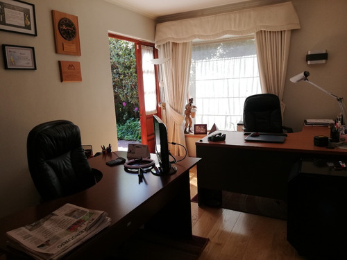 Imagen 20 de 30 de Exclusiva Casa Vista Despejada, Siete Dormitorios