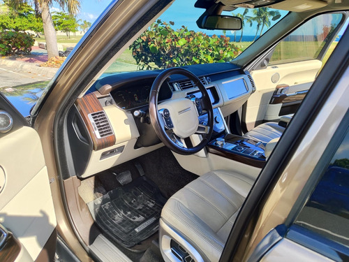 Land Rover Vogue