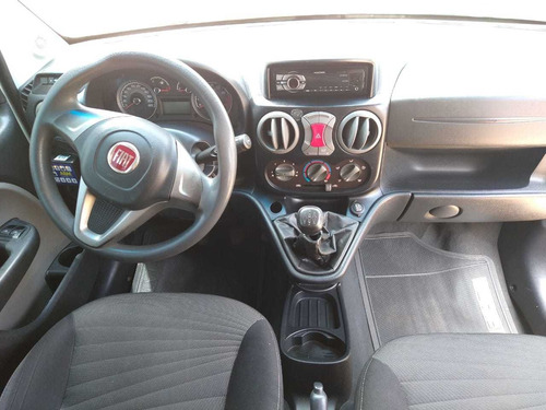 Imagem 4 de 11 de Fiat Doblo Essence 7 Lugares 2016/2017