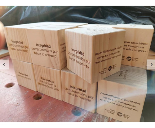 Grabados Laser E Impresion En Cnc Laser Y Cnc Router - Qr