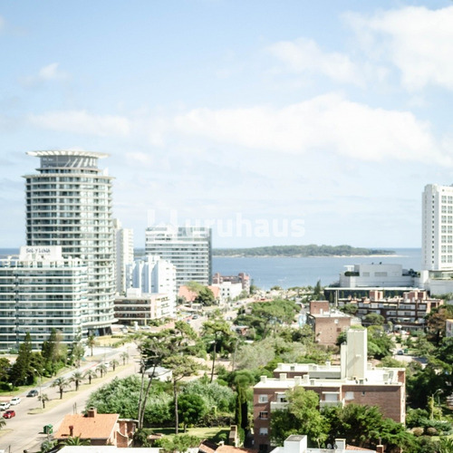 Forest Tower I - Gran Planta.