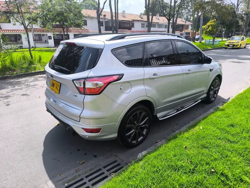 Ford Escape ST LINE AWD 4X4 TITANIUM