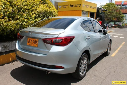 Mazda 2 1.5 Grand Touring Lx Sedan