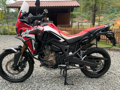 Imagem 6 de 15 de Honda África Twin