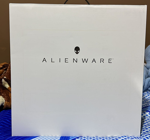 Alienware Area 51m R2