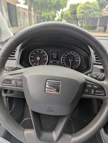 Seat Arona 1.6 Reference