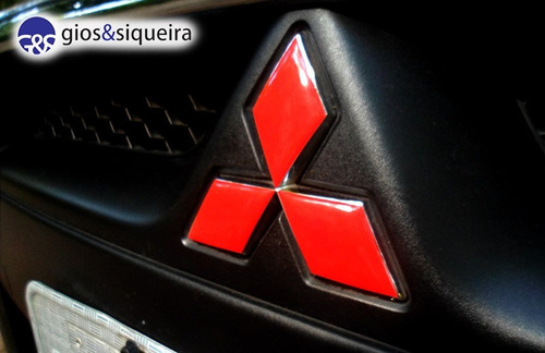 Imagem 1 de 3 de Tr4 10 A14 Combo Vermelho P Emblemas Dianteiro E Volante 
