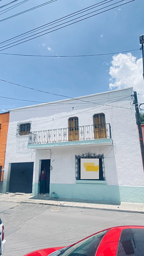 Casa Remodelada Muy Céntrica A Dos Cuadras Del Hospital Civil Muy Amplia