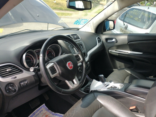 Imagem 10 de 15 de Fiat Freemont 2012 2.4 Precision 5p
