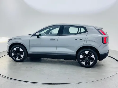 Volvo EX30 E40 CORE