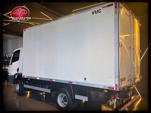 Caminhão Mercedes-benz Accelo 815 Com Baú De Carga Seca 2013