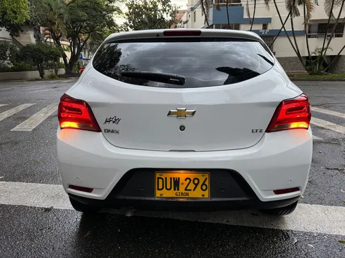 Chevrolet Onix 1.4 Ltz 5 p