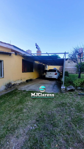 Casa Con Departamento Y Locales Comerciales Los Hornillos